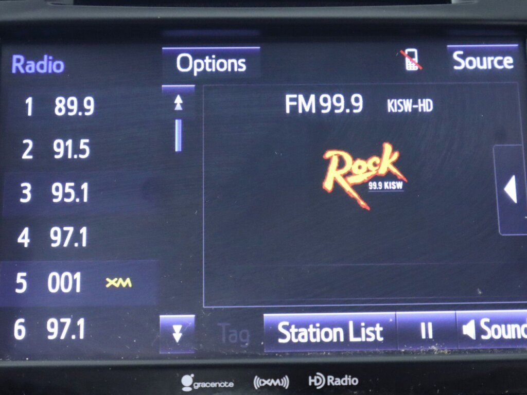 Used 2019 Toyota Highlander Limited AWD/4WD image 17