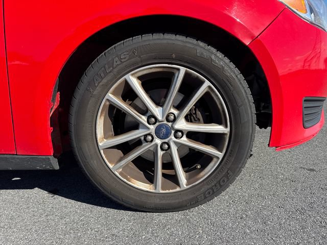 Used 2016 Ford Focus SE FWD image 8