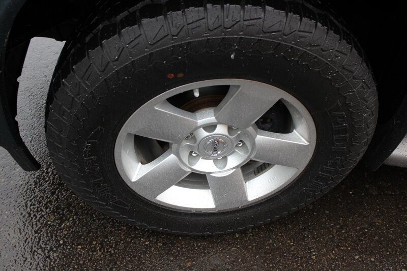 Used 2004 Nissan Armada SE w/ (BOS) Bose Pkg AWD/4WD image 21
