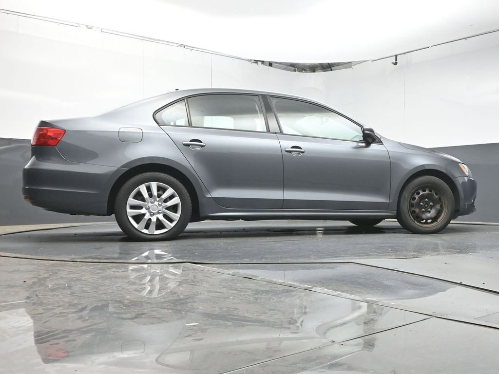 Used 2014 Volkswagen Jetta SE FWD image 38