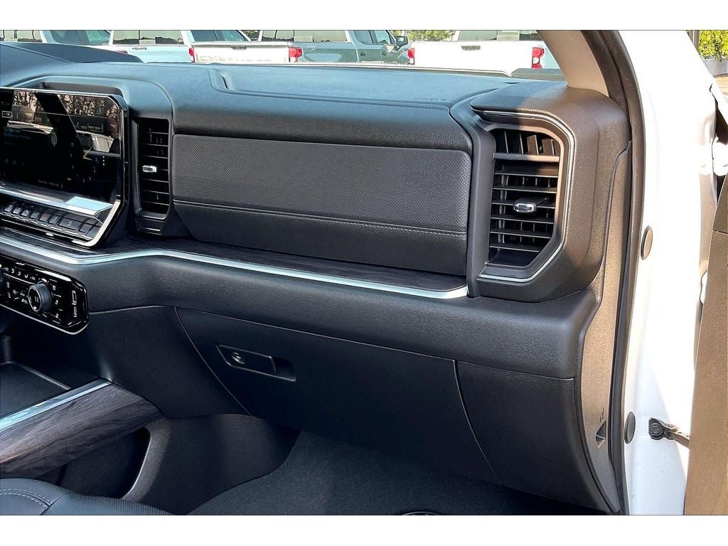Used 2026 Chevrolet Silverado 3500 LTZ w/ Trail Boss Package AWD/4WD image 18