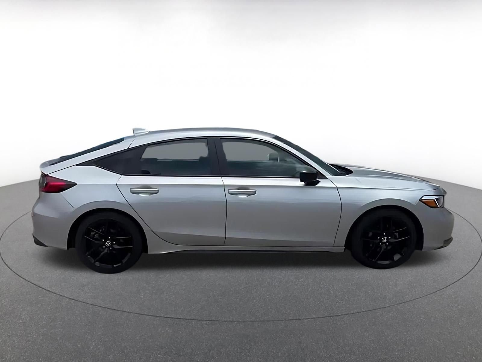 Used 2025 Honda Civic Sport image 12