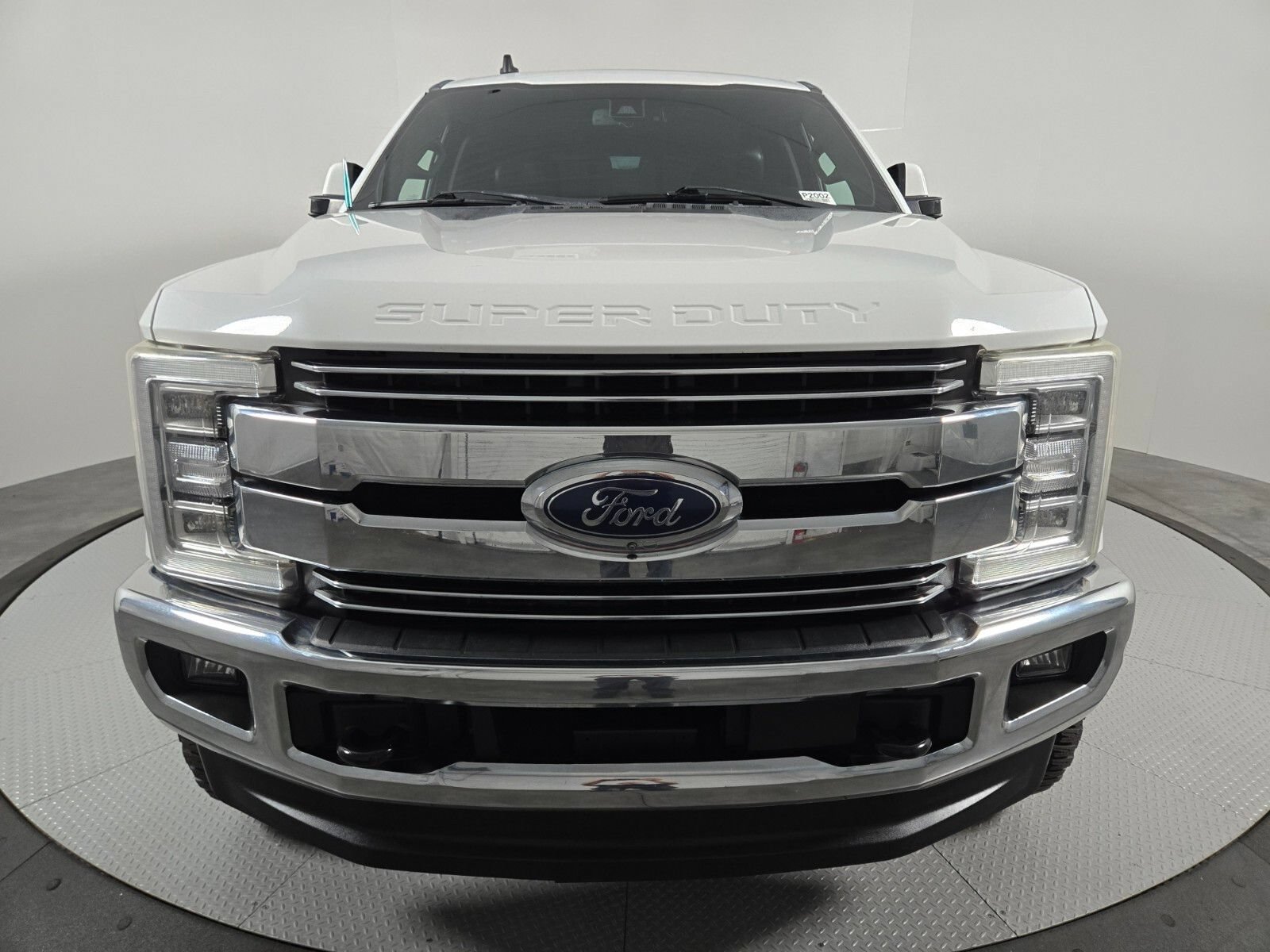 Used 2019 Ford F250 Lariat w/ Lariat Ultimate Package AWD/4WD image 2