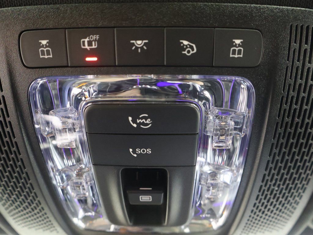 Used 2023 Mercedes-Benz GLA 35 AMG 4MATIC image 7