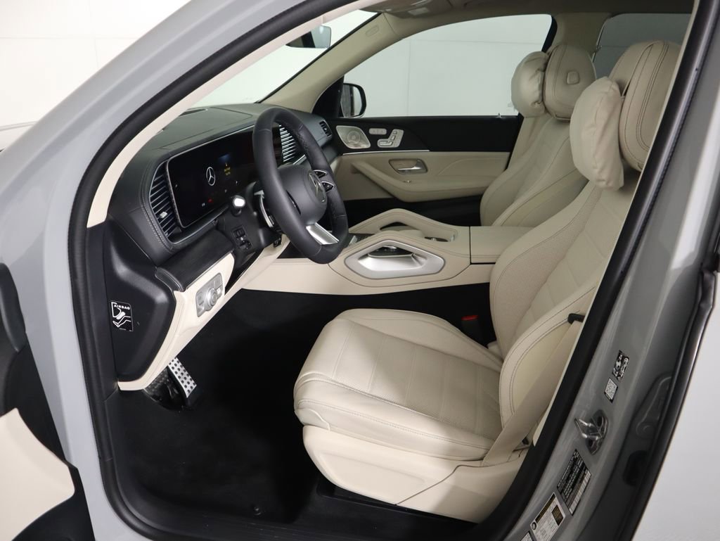 New 2026 Mercedes-Benz GLS 580 4MATIC image 20