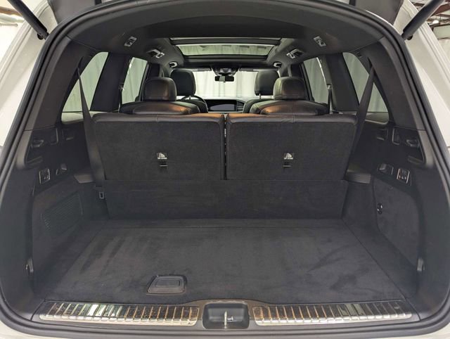 Used 2021 Mercedes-Benz GLS 580 4MATIC image 29