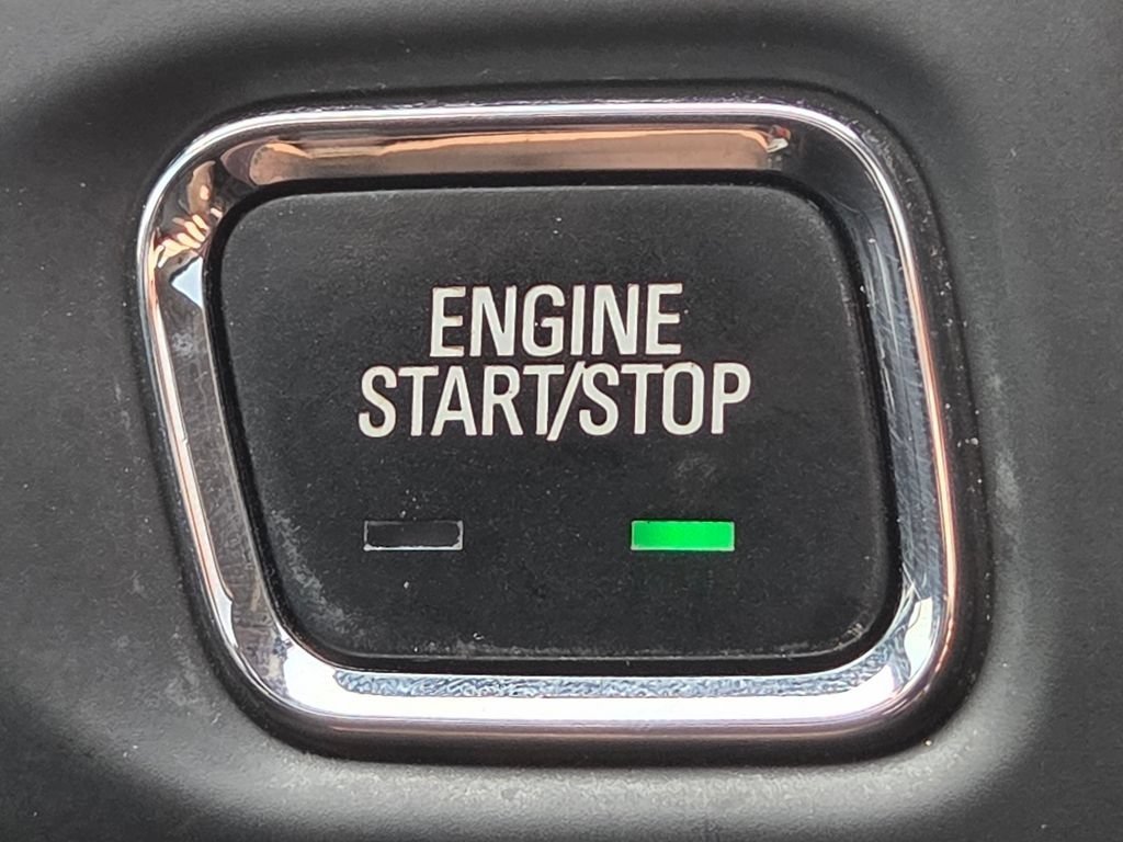 Used 2019 GMC Acadia SLT w/ Black Edition FWD image 37