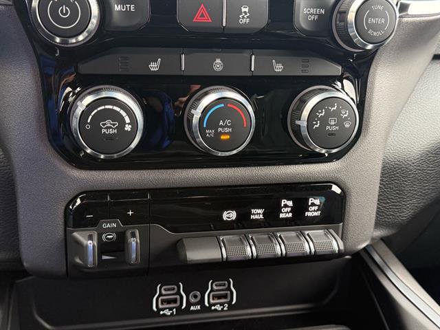 Certified 2025 RAM 3500 Big Horn image 35