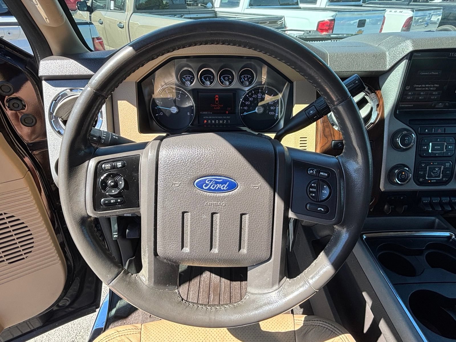 Used 2014 Ford F350 Lariat w/ FX4 Off-Road Package AWD/4WD image 16