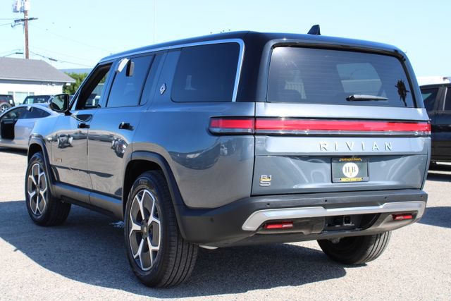 Used 2024 Rivian R1S Adventure AWD/4WD image 4