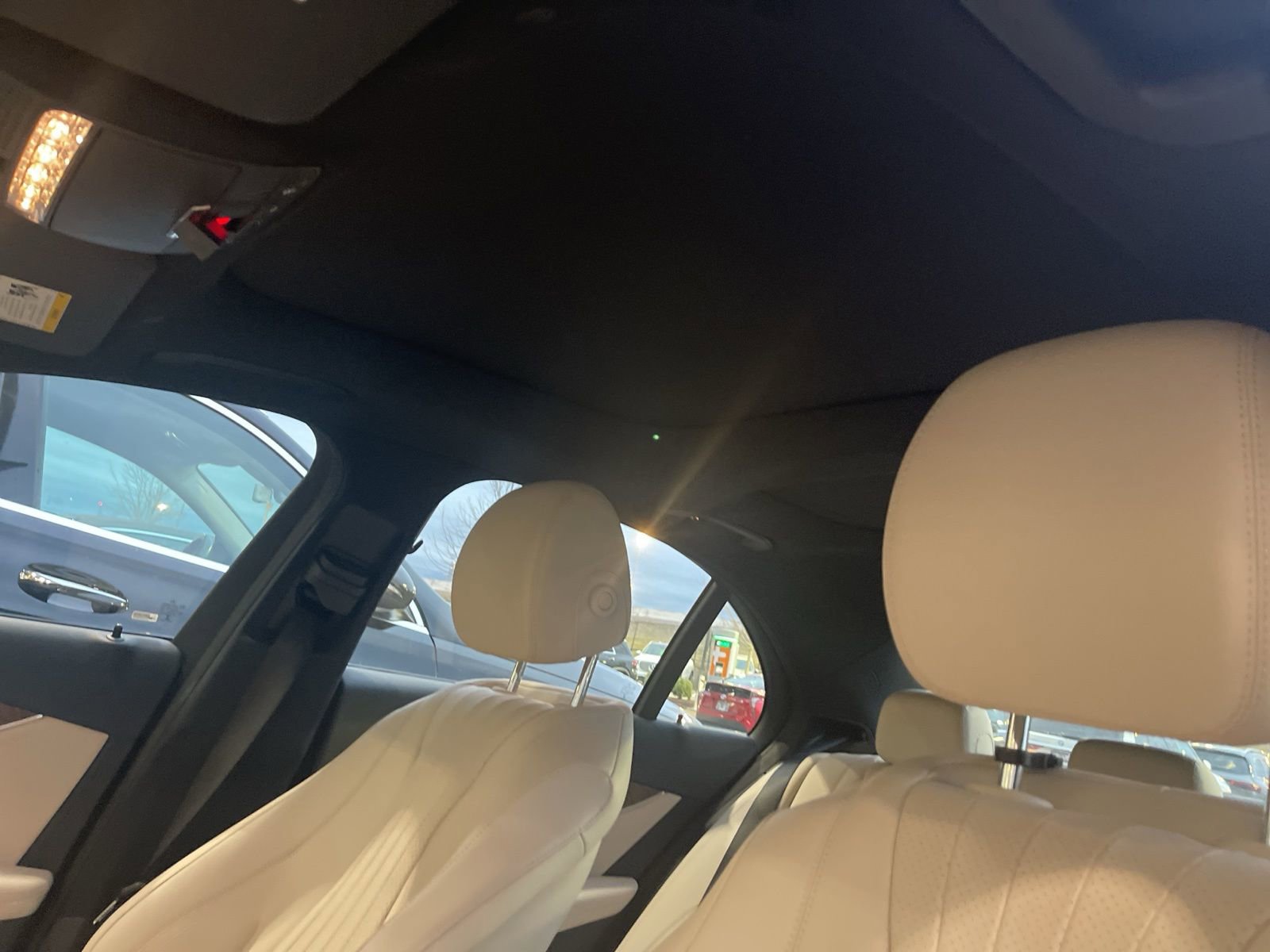 Used 2022 Mercedes-Benz E 350 Sedan image 10