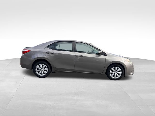 Used 2015 Toyota Corolla LE image 6