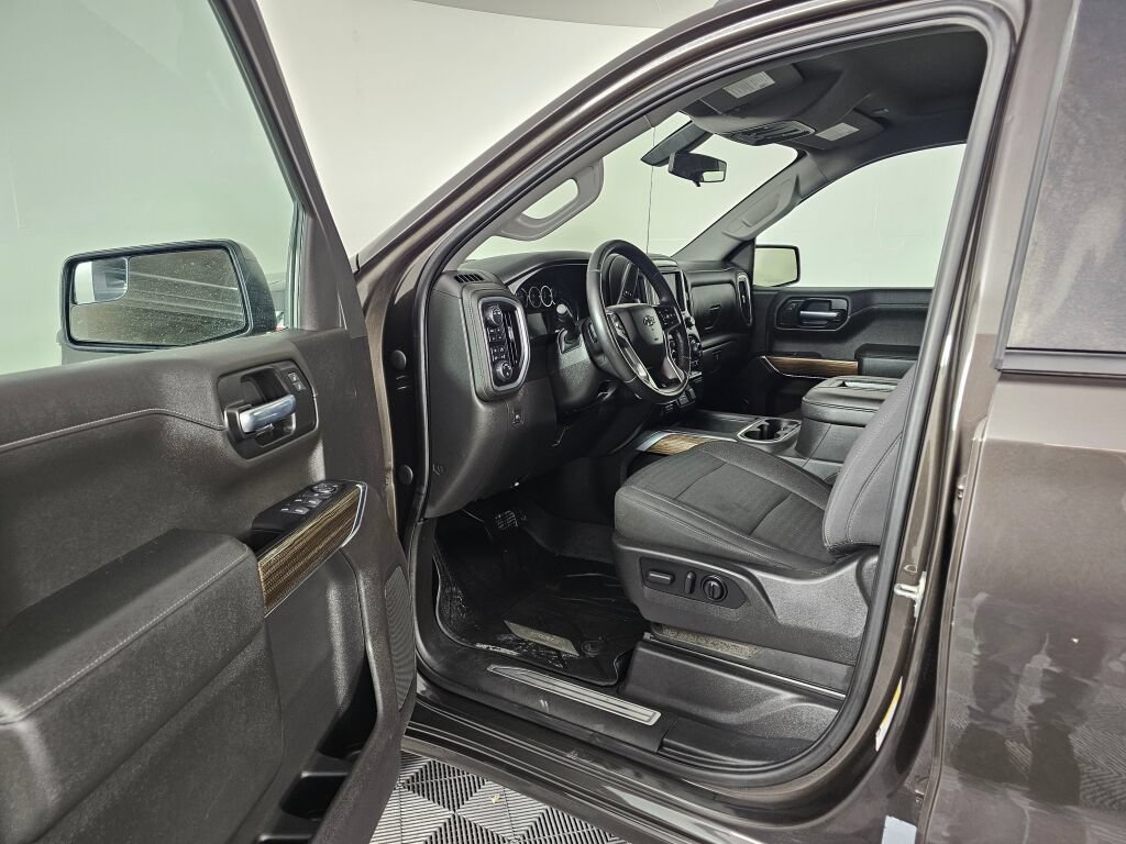 Used 2021 Chevrolet Silverado 1500 RST w/ Z71 Off-Road Package AWD/4WD image 17