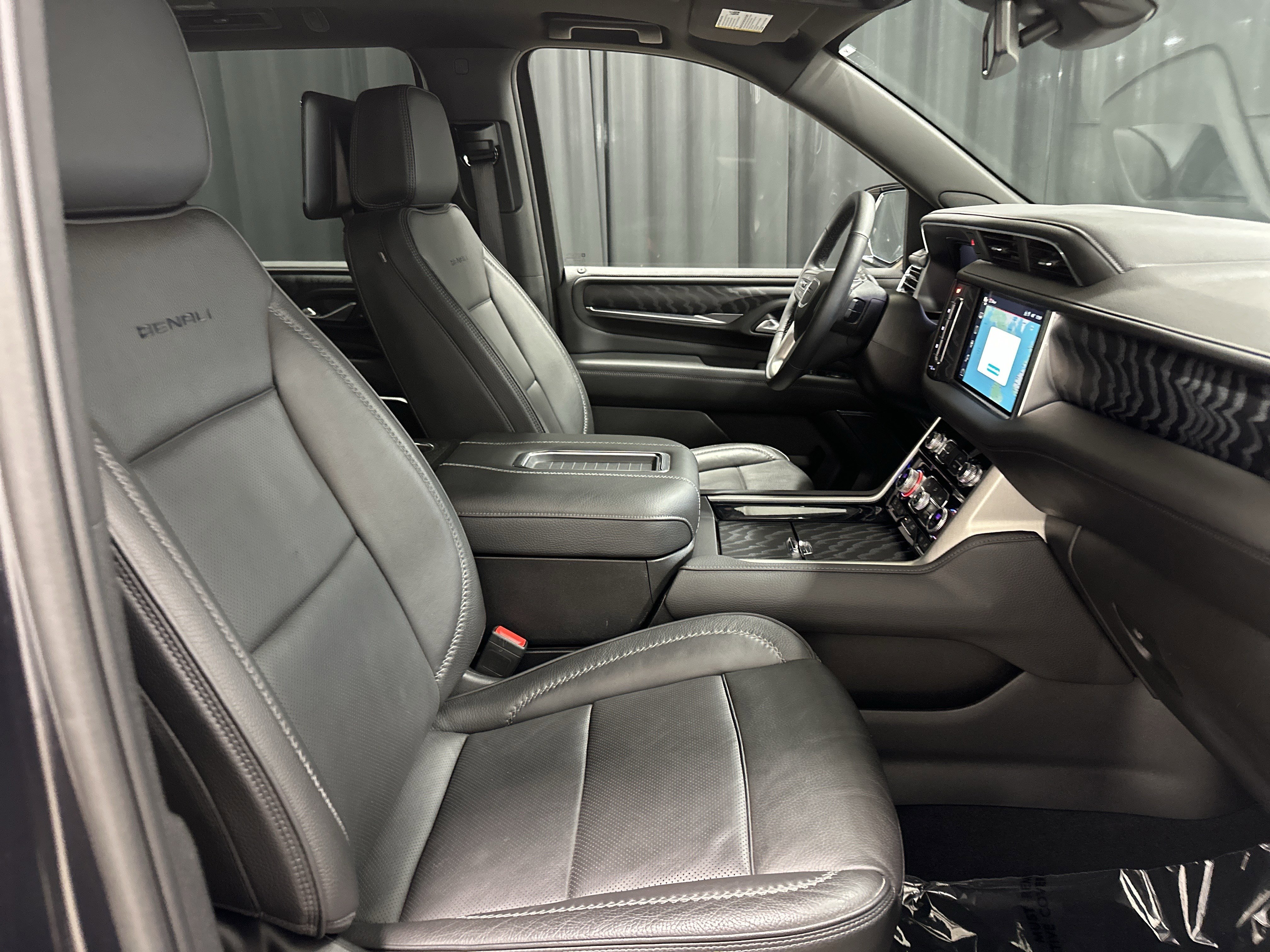 Used 2023 GMC Yukon Denali w/ Max Trailering Package AWD/4WD image 35