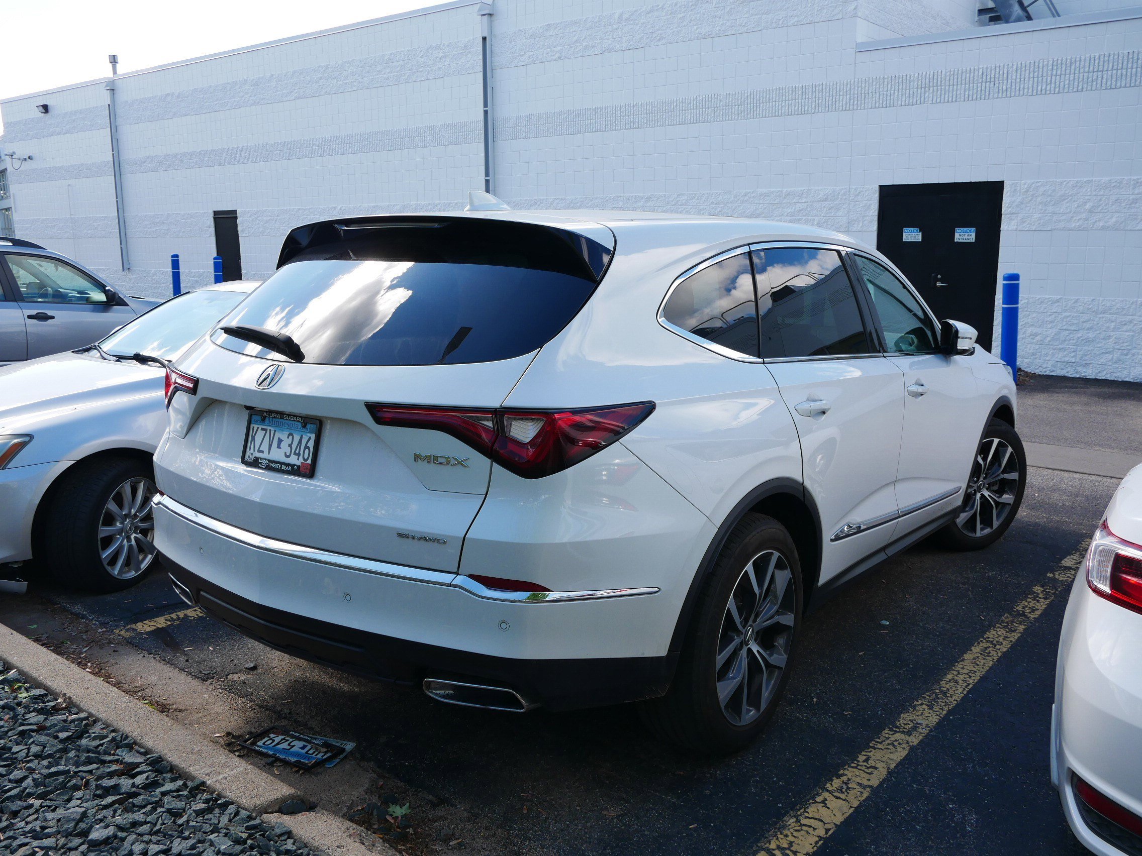 Certified 2024 Acura MDX SH-AWD w/ Technology Package image 5