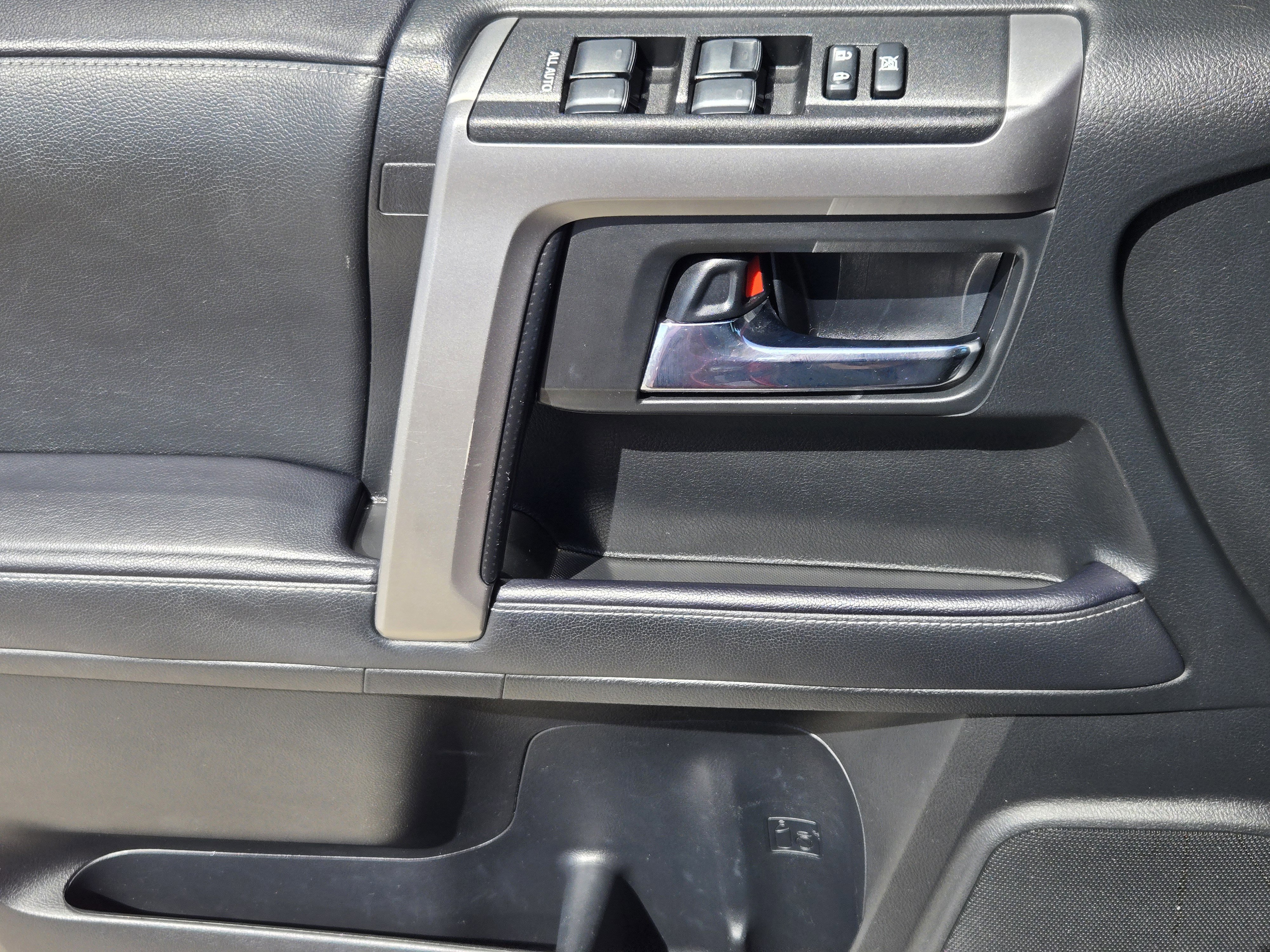 Used 2022 Toyota 4Runner SR5 Premium w/ Moonroof Package image 24