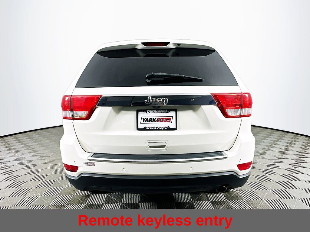 Used 2011 Jeep Grand Cherokee Limited w/ Luxury Group II AWD/4WD image 10