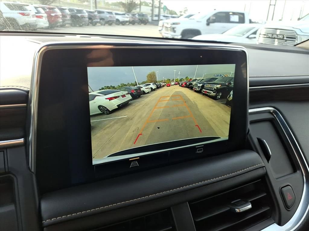 Used 2023 Chevrolet Suburban Premier image 24