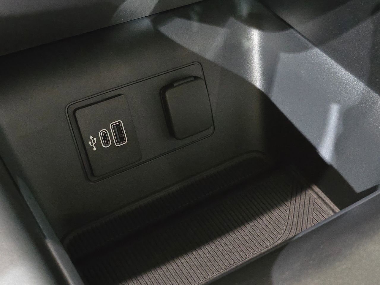 New 2026 Ford Explorer ST image 33