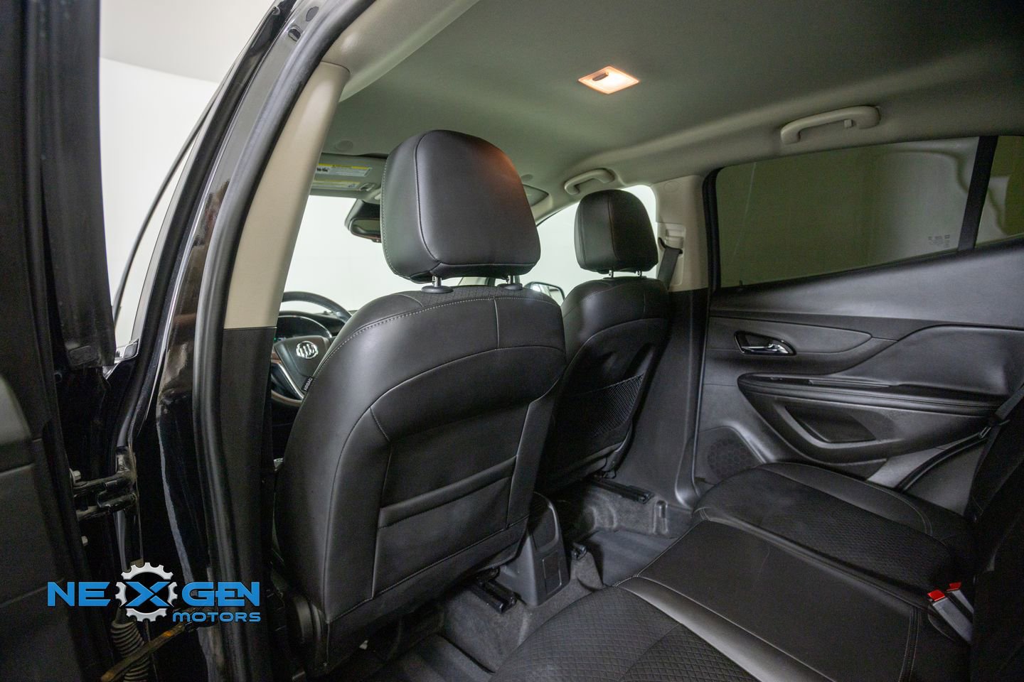 Used 2018 Buick Encore Preferred FWD image 27