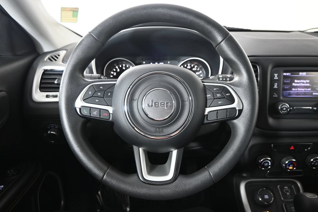 Used 2018 Jeep Compass Sport AWD/4WD image 34