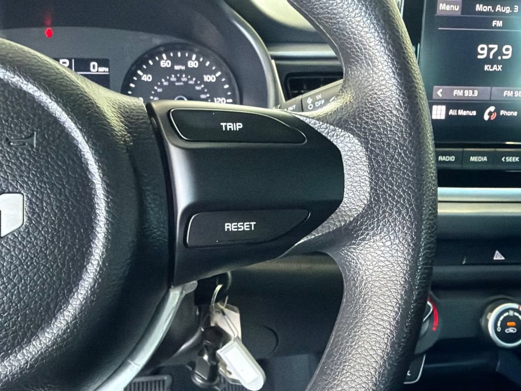 Used 2023 Kia Rio LX FWD image 23