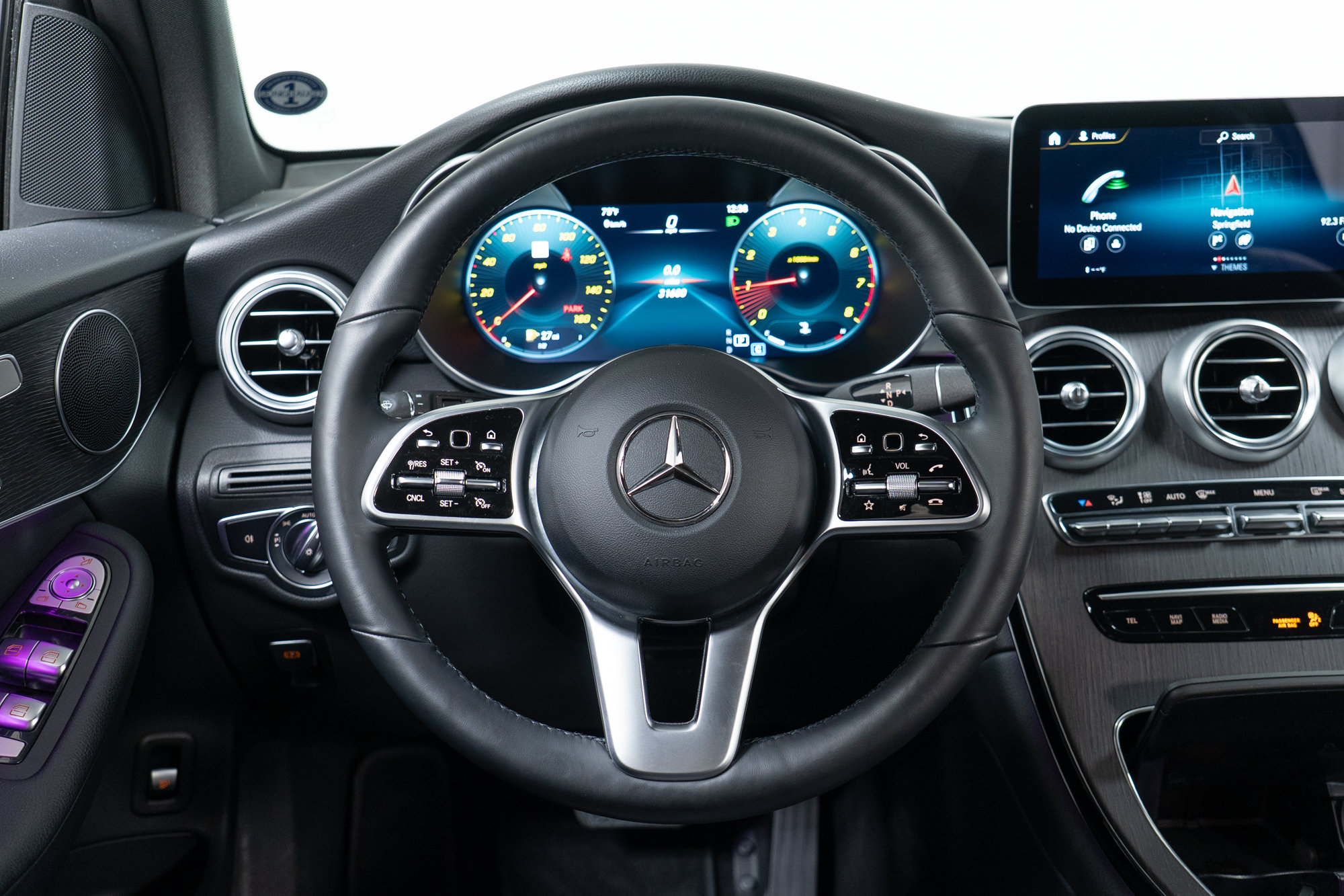 Certified 2022 Mercedes-Benz GLC 300 4MATIC w/ Multimedia Package Lite image 17