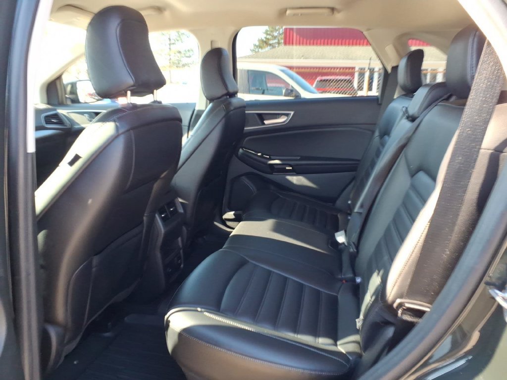 Certified 2024 Ford Edge SEL w/ Convenience Package AWD/4WD image 10