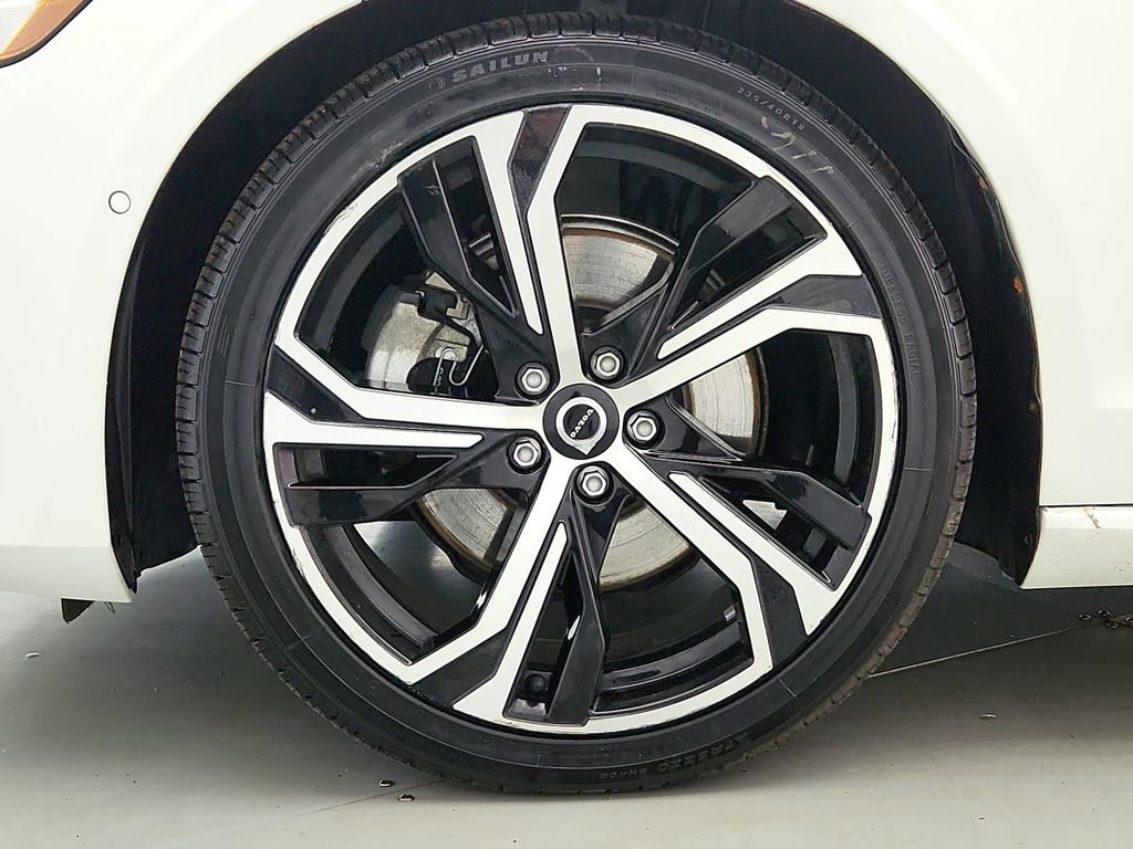 Used 2024 Volvo S60 B5 Plus w/ Climate Package image 34