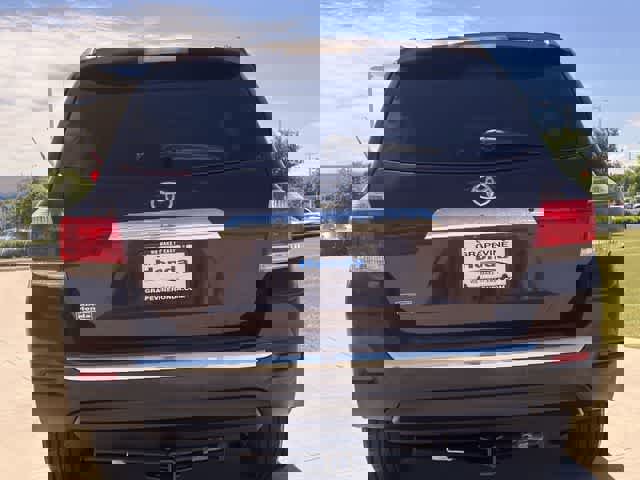 Used 2013 Toyota Highlander SE FWD image 6