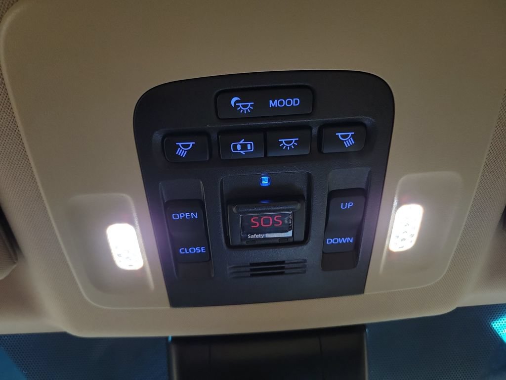 Used 2019 Toyota Avalon Limited w/ Advanced Safety Package FWD image 22