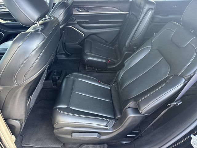 Certified 2021 Jeep Grand Cherokee L Limited w/ Luxury Tech Group II AWD/4WD image 27