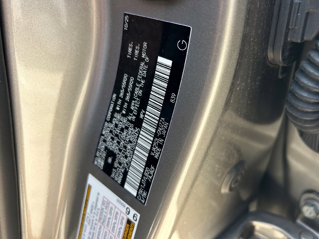 Used 2025 Lexus GX 550 w/ Accessory Package (2T) AWD/4WD image 10