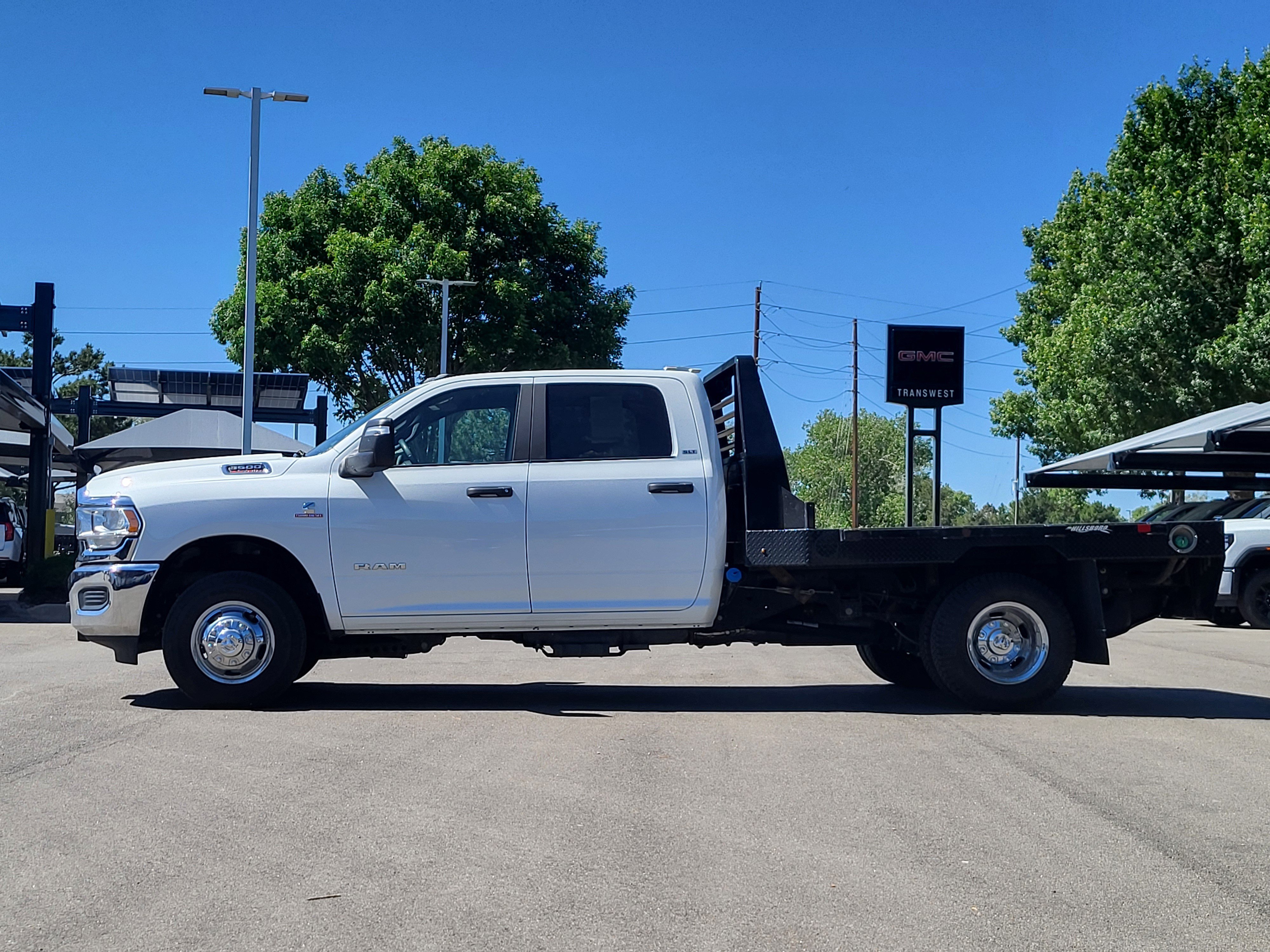 Used 2024 RAM 3500 SLT w/ Quick Order Package 2YG SLT AWD/4WD image 4