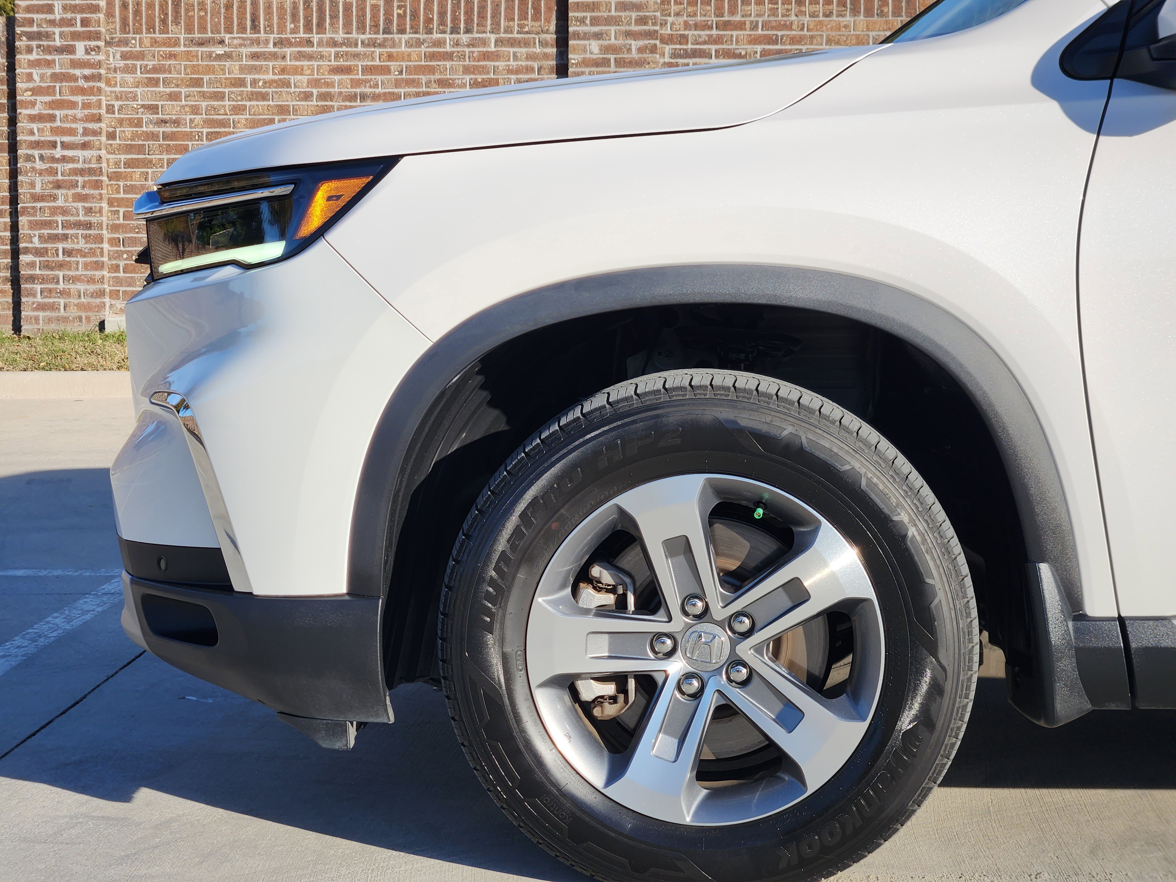 Used 2023 Honda Pilot EX-L image 10