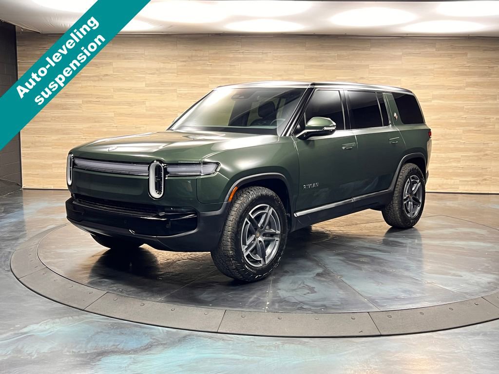 Used 2025 Rivian R1S Adventure image 5