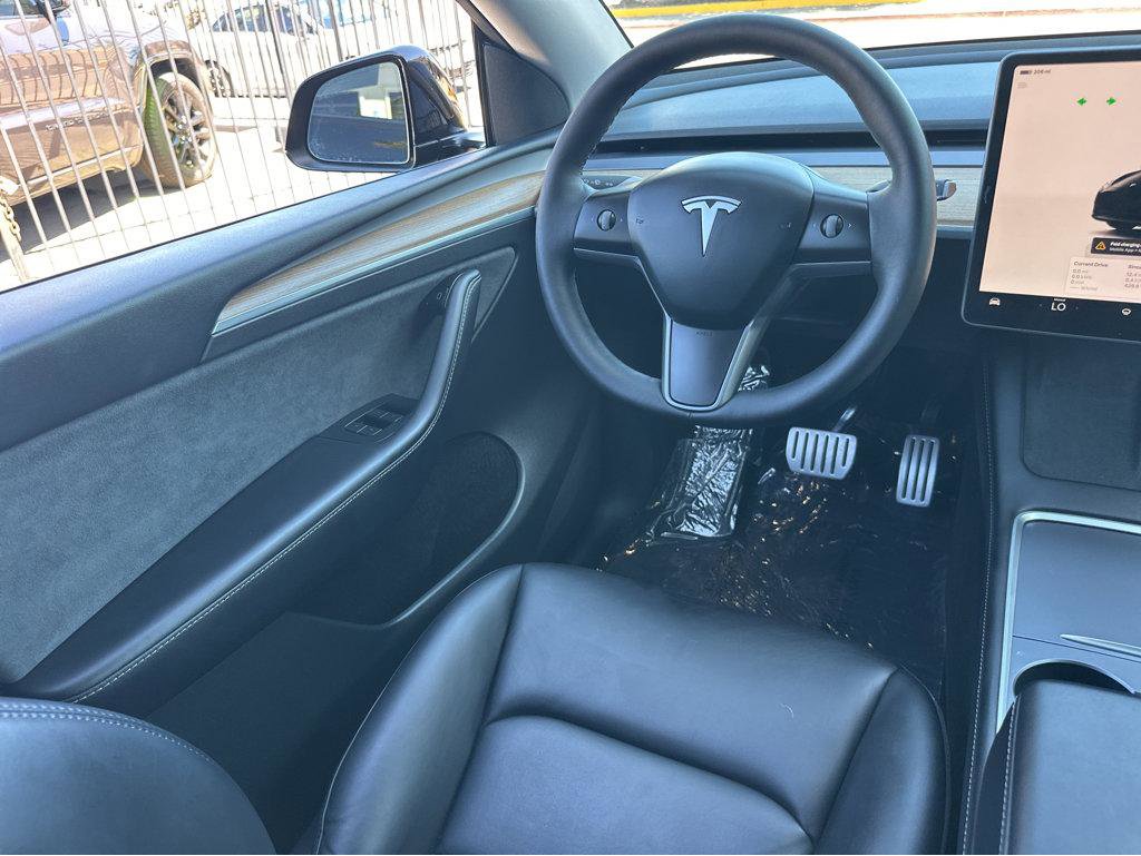 Used 2023 Tesla Model Y Performance image 19