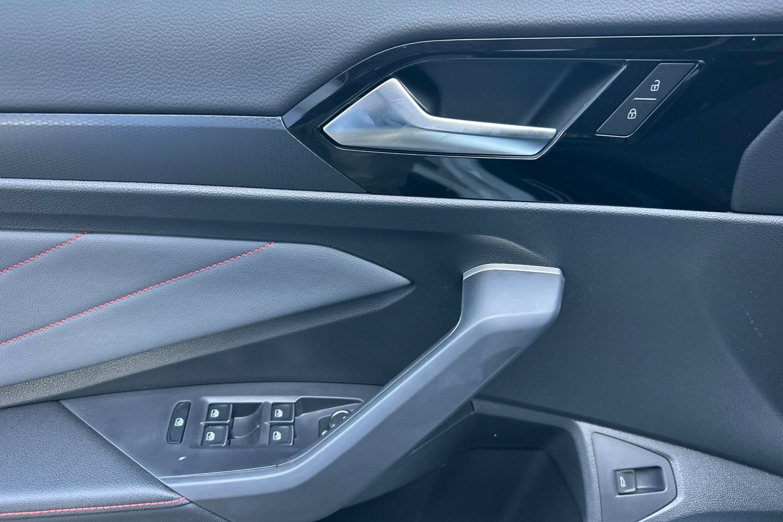 New 2026 Volkswagen Jetta GLI Autobahn FWD image 11