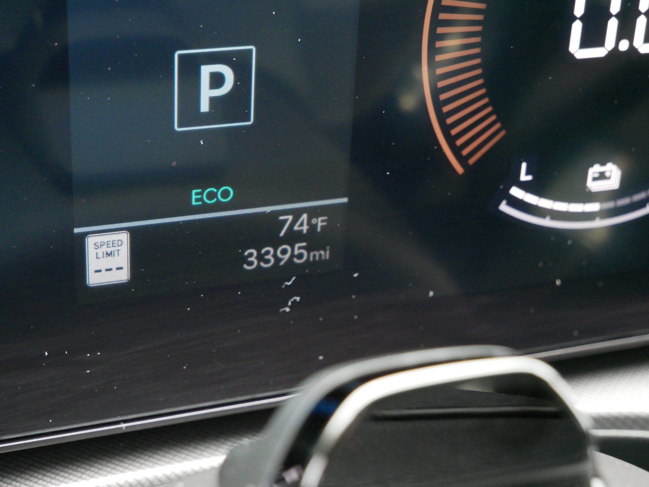 Certified 2026 Hyundai Santa Fe SEL AWD/4WD image 33