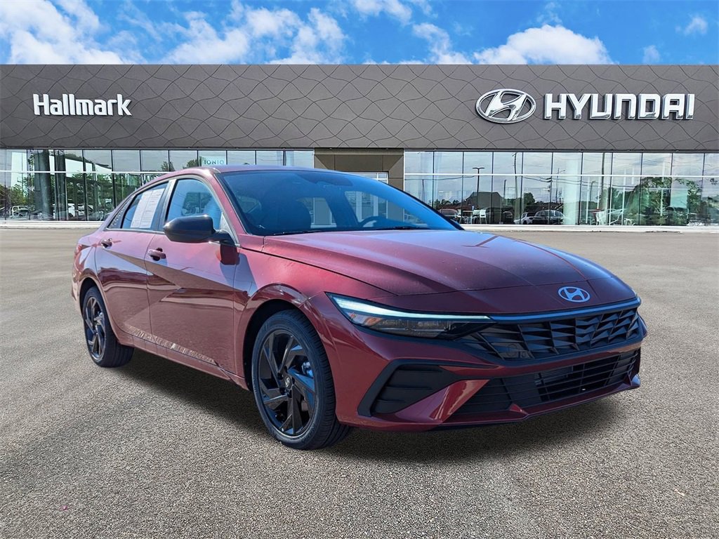 Certified 2026 Hyundai Elantra Sport image 1