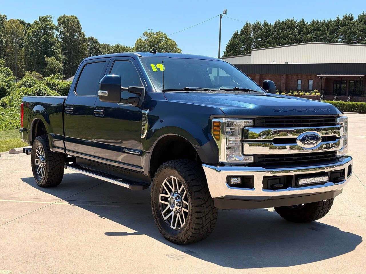 Used 2019 Ford F250 Lariat AWD/4WD image 3