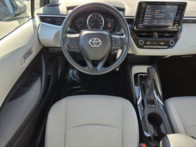 Used 2022 Toyota Corolla LE image 17