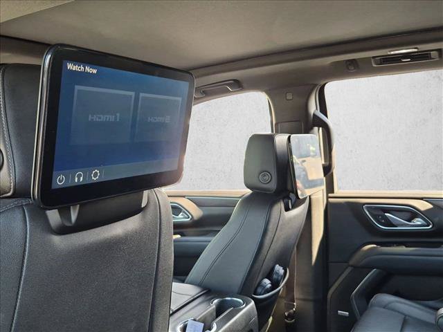 Used 2023 Chevrolet Tahoe Z71 w/ Luxury Package AWD/4WD image 12