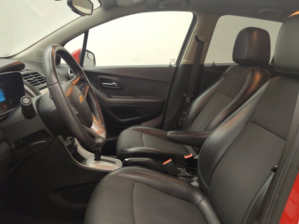 Used 2015 Chevrolet Trax LT w/ LT Plus Package AWD/4WD image 17