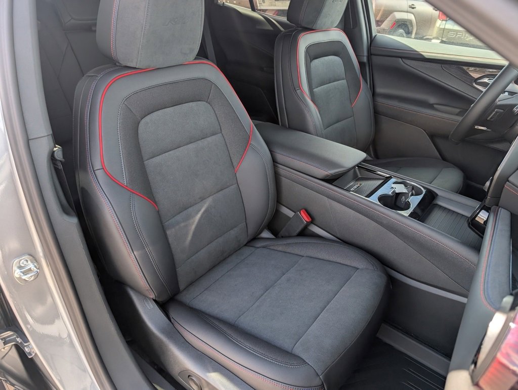 New 2025 Chevrolet Blazer EV RS image 12