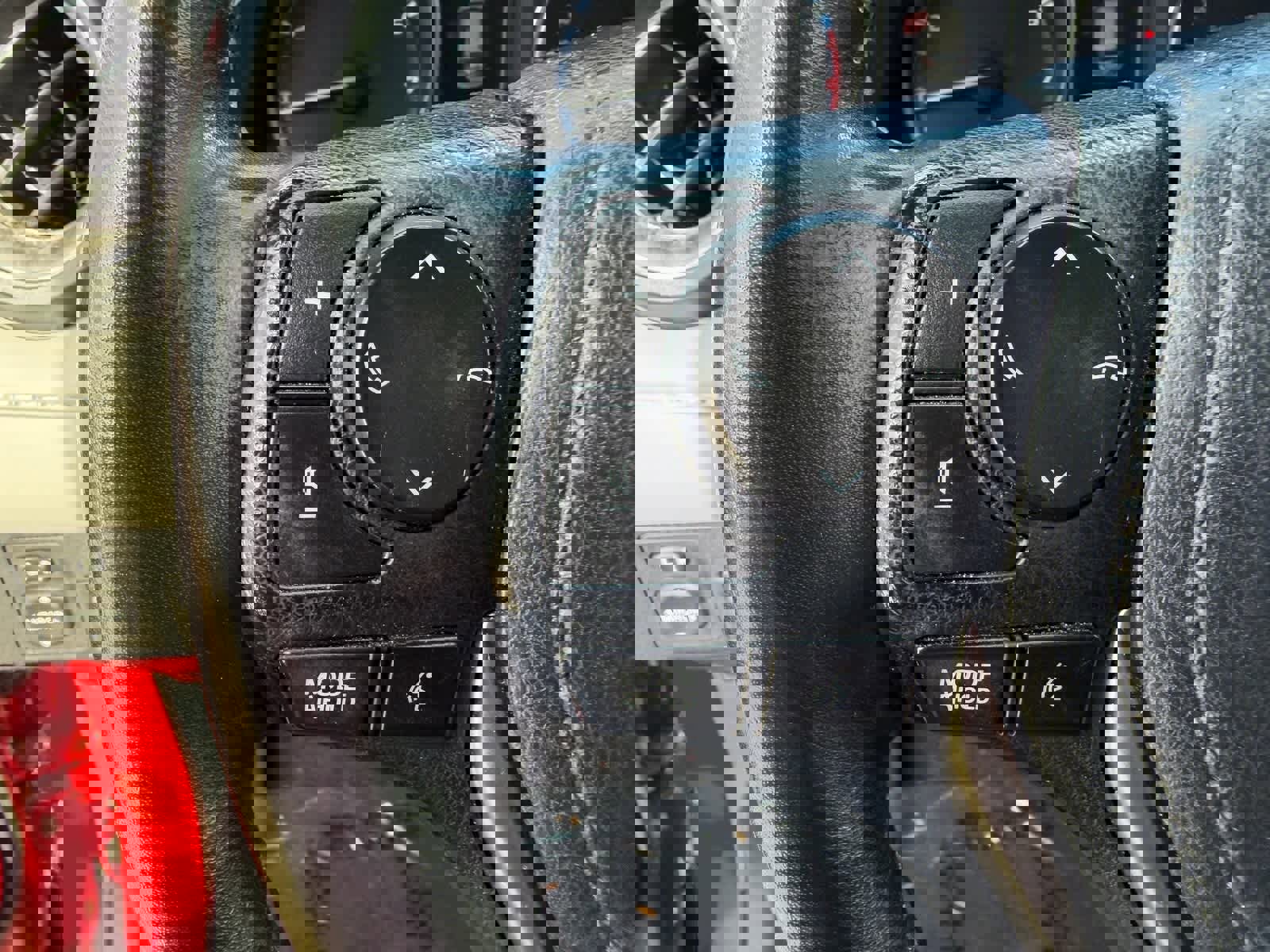 Used 2017 Toyota RAV4 XLE image 17