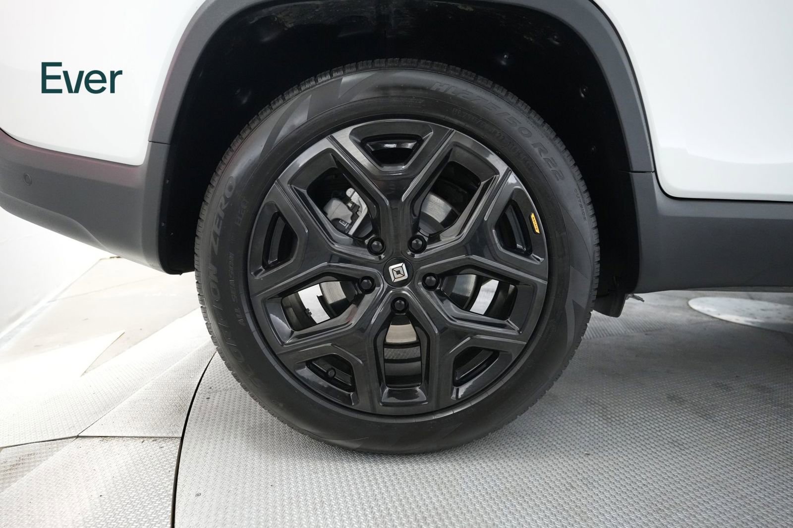 Used 2023 Rivian R1T Adventure image 22