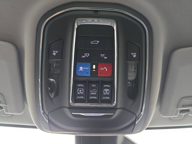 Used 2022 Jeep Grand Cherokee L Limited AWD/4WD image 37