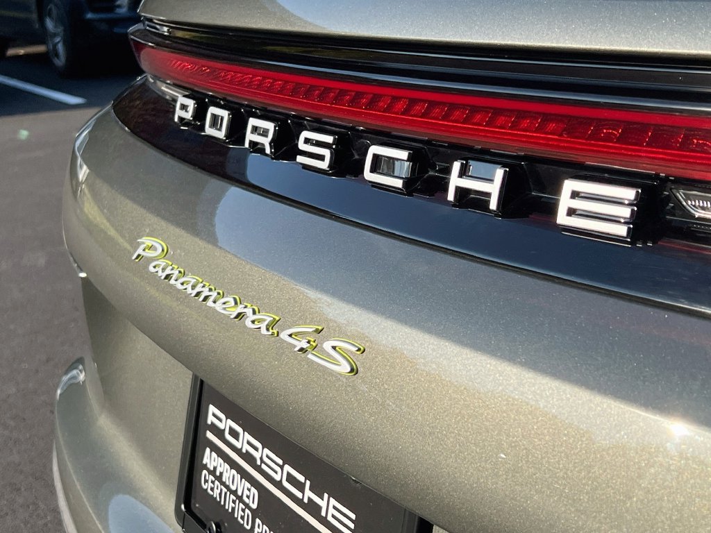 Certified 2025 Porsche Panamera 4S AWD/4WD image 35