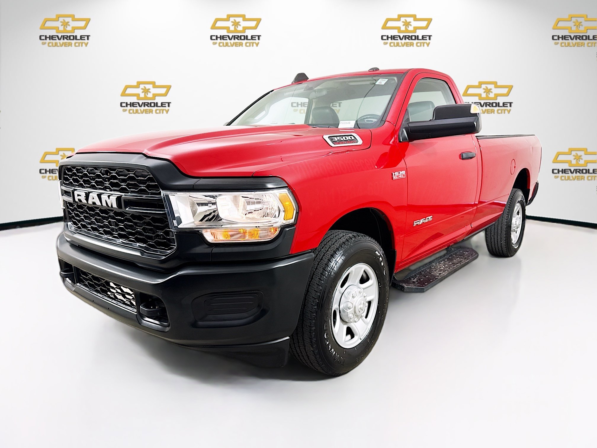 Used 2019 RAM 3500 Tradesman RWD image 3